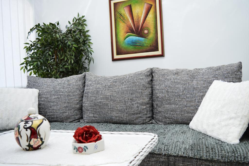 Appartamento Studio Two Roses Spalato Esterno foto